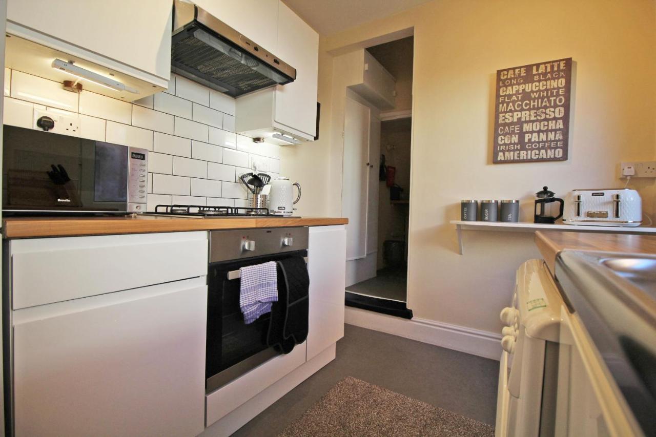 2 Bed, Up To 6 Guests Near Chester City Centre Exteriör bild