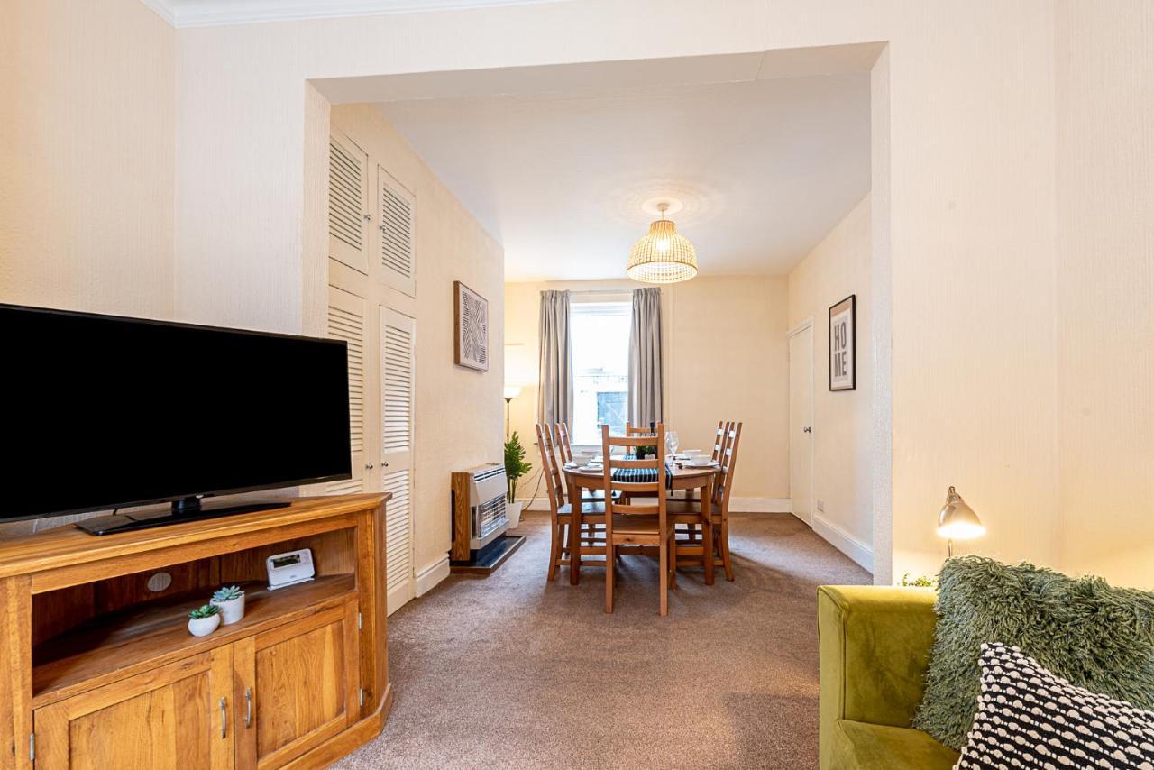 2 Bed, Up To 6 Guests Near Chester City Centre Exteriör bild